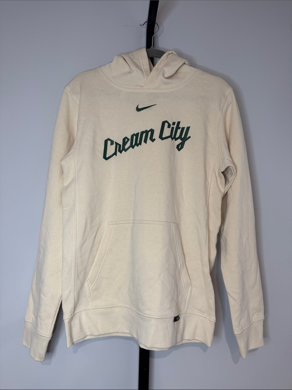 Nike Milwaukee Bucks Cream City Edition Pullover Hoodie Kids XL (18/20) New NWT